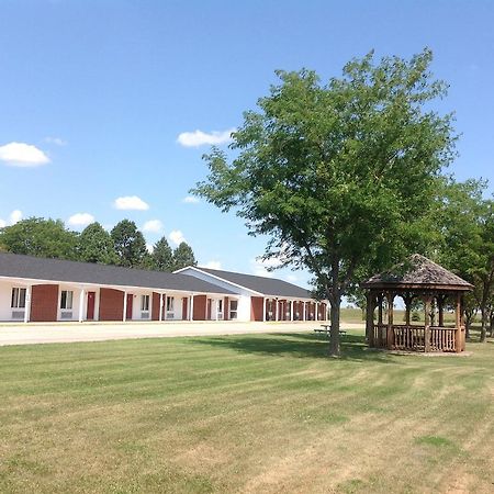 Crest Country Inn Williamsburg Экстерьер фото