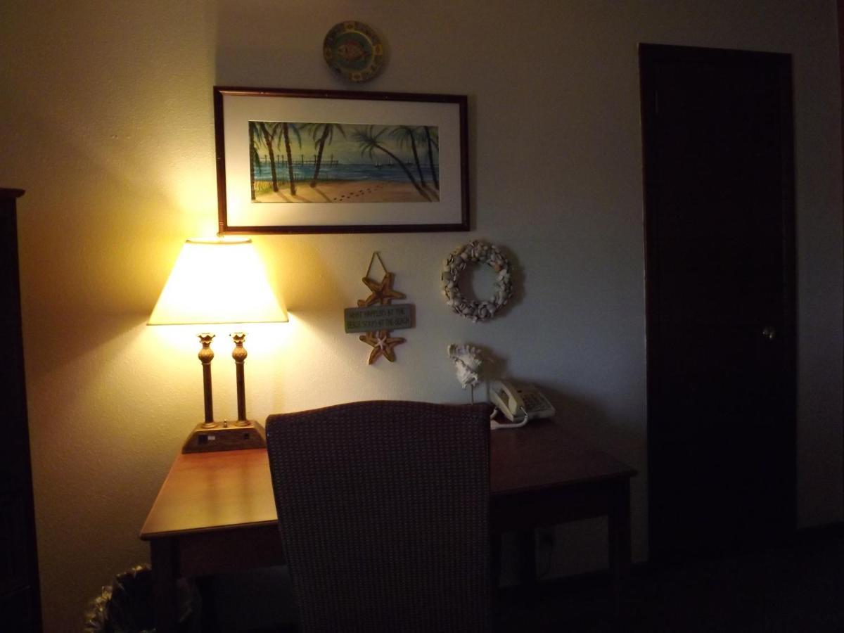 Crest Country Inn Williamsburg Экстерьер фото