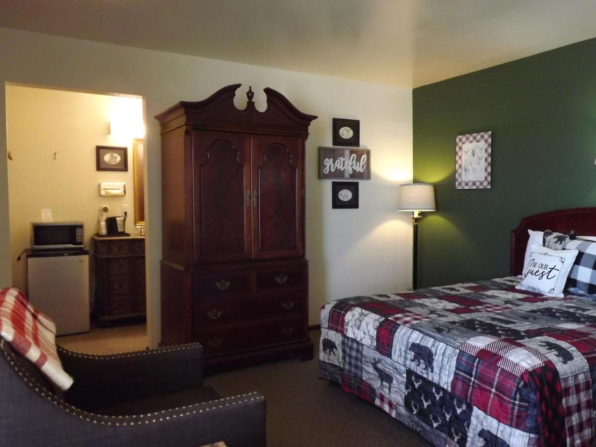 Crest Country Inn Williamsburg Экстерьер фото